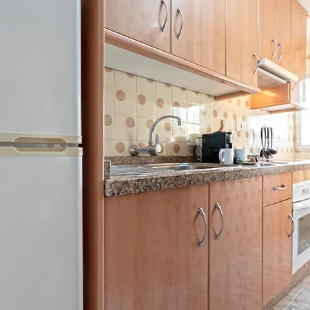 Apartment 1004 - Beachfront On El Paseo, 4 Pers - Air Conditionning - Wi-fi - Smart Tv *